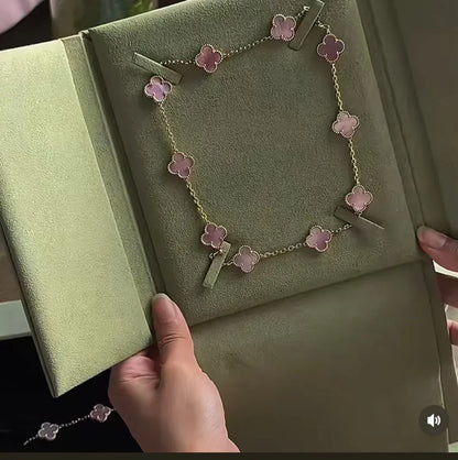[Rose Tomorrow Jewellery] Pink Necklace with Ten Clover Designs