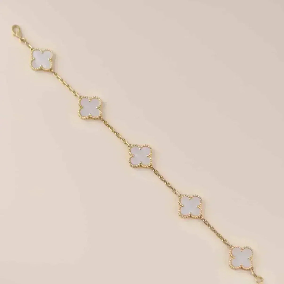 [Rose Tomorrow]CLOVER WHITE PEARL MOP 5 MOTIF BRACELET COLLECTION
